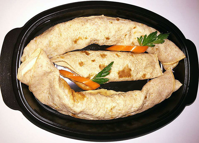 Закуска от диетични палачинки с белтъци, оризово и рошково брашно