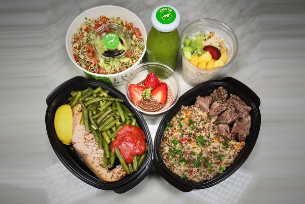 Протеиново меню с телешко, сладък картоф, киноа, сьомга и фасул