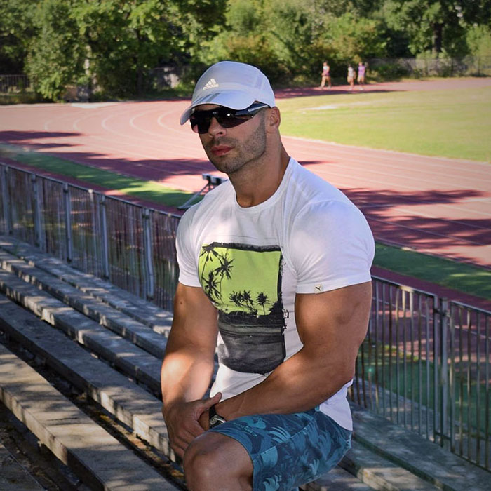 Nikolai Petrov - owner and manager at Healthy Kitchen Fit Panther