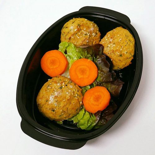 Вегетарианска порция от нахутени кюфтенца