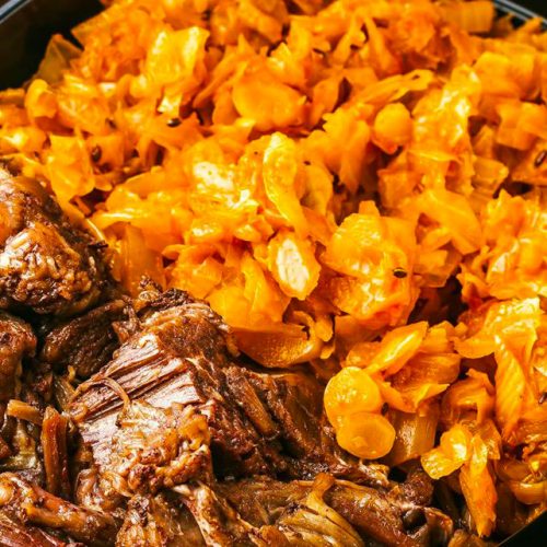 Телешко с прясно зеле и био салца