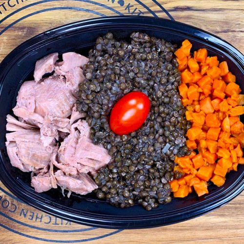 Пуешко с черна леща белуга и моркови на фурна