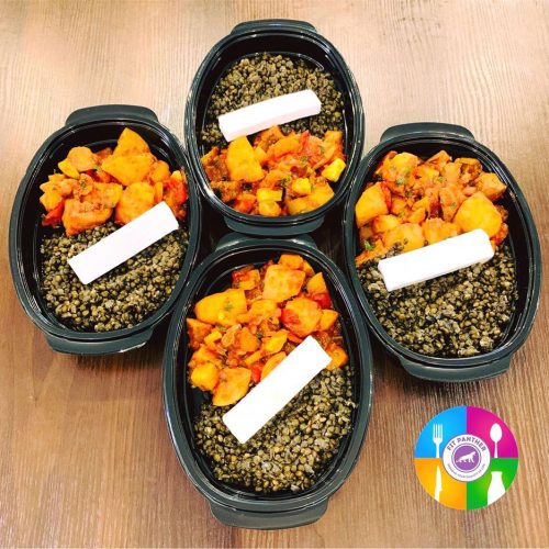 Черна леща белуга, гювечот картофи и зеленчуци с био веган сирене от кокосова паста и зехтин