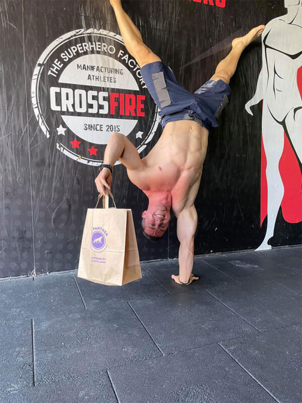 нашите специални клиенти и партньори от CrossFire