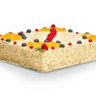 Класическа пандишпанова торта с млечно маслен крем - снимка 2