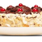 Шоколадова кето торта Пантера с касис - снимка 5