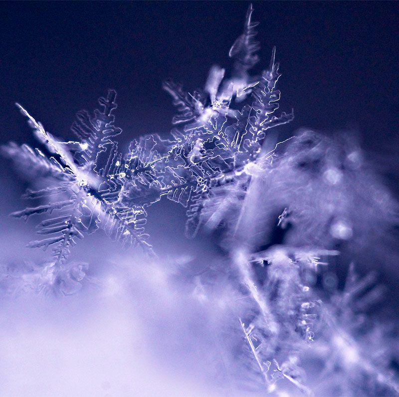 структурирана замразена вода