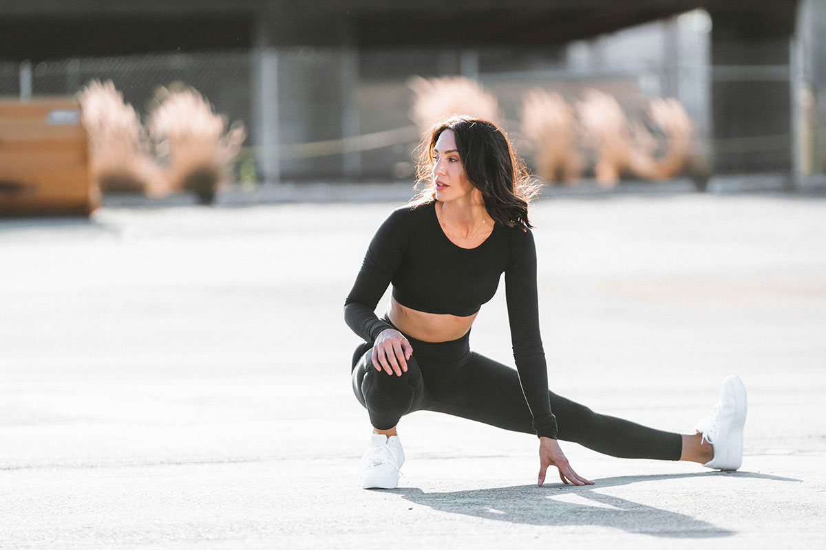 жена спортува на открито - здрав дух в здраво тяло