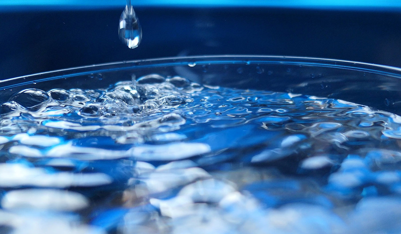 детайлна снимка на вода