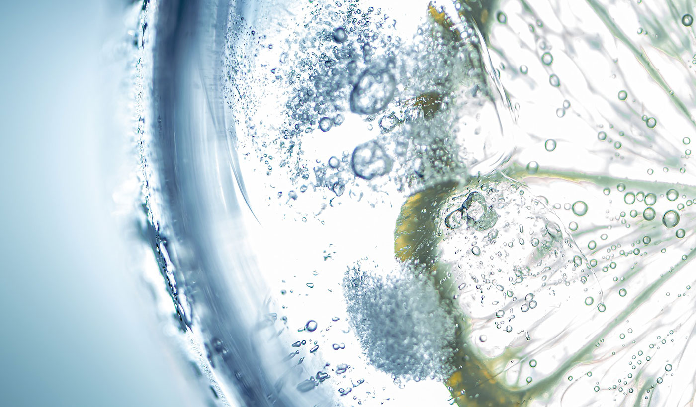 детайлна снимка на вода за корица 2