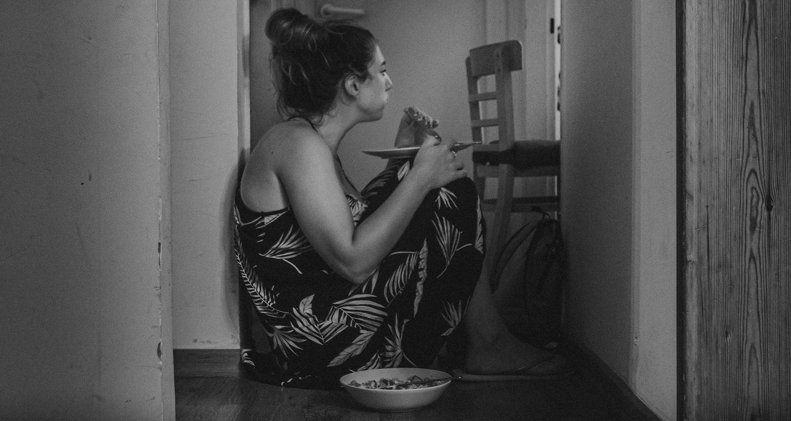 Емоционалното хранене: Как емоциите влияят на апетита ни и можем ли да го овладеем