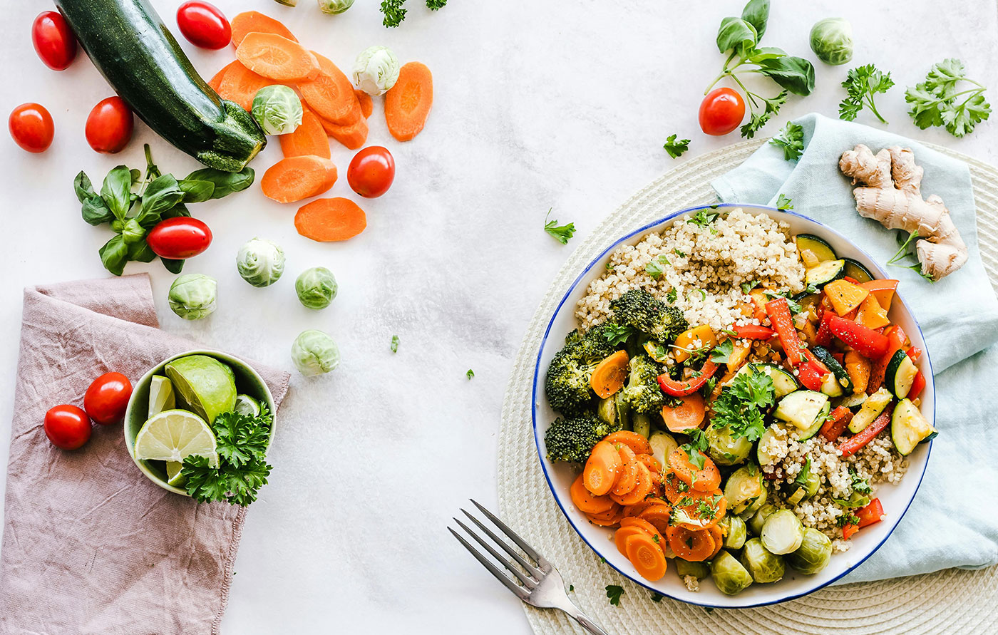 купа с зеленчукови продукти